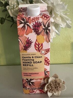 Bath & Body Works Pink Pineapple Sunrise Pink & Yellow Foaming Hand Soap Refill